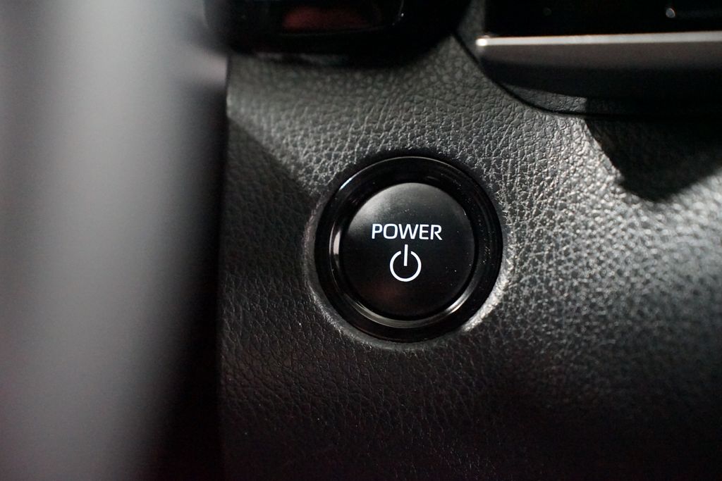 Thumbnail: 2025 Toyota Camry - 24