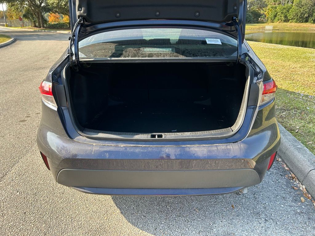 Thumbnail: 2022 Toyota Corolla - 10