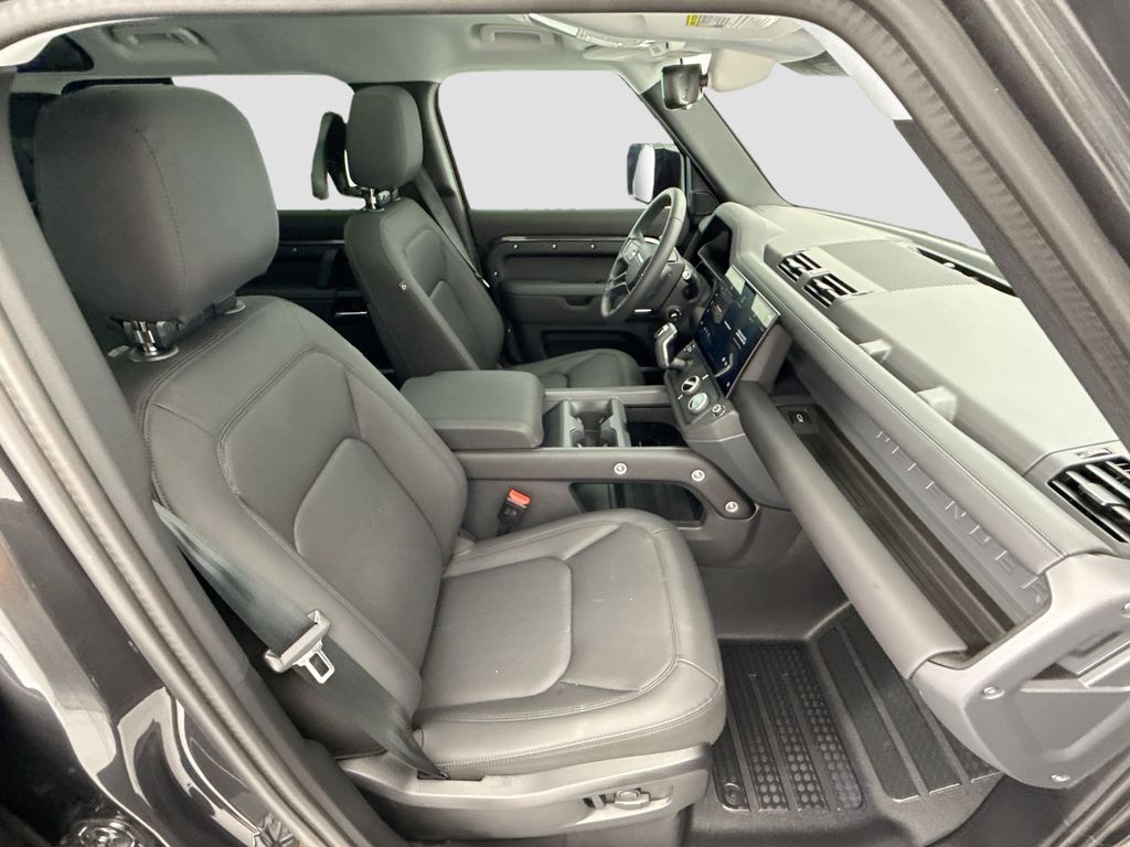 Thumbnail: 2026 Land Rover Defender - 19