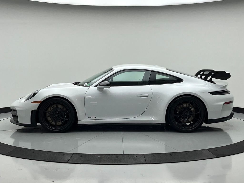 Thumbnail: 2025 Porsche 911 - 2