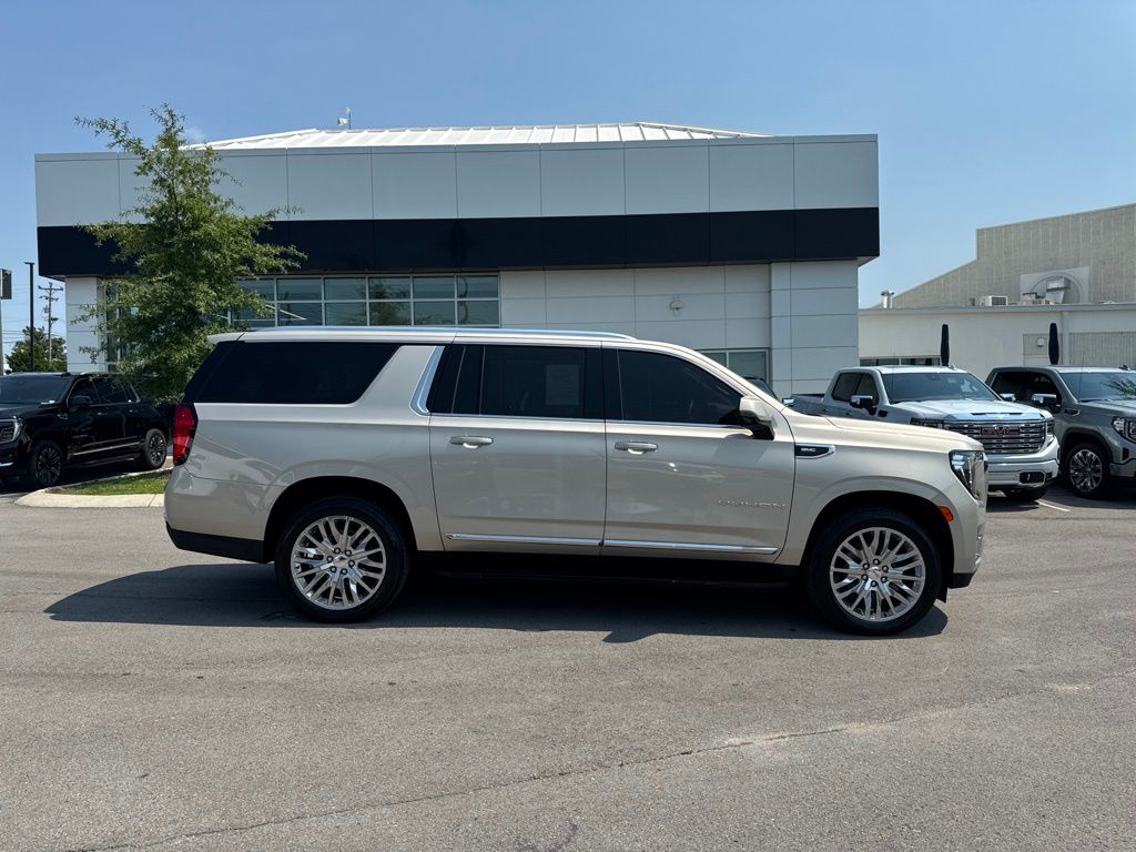 Used 2023 Beige GMC SLT image 8