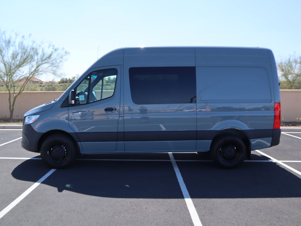 2024 Mercedes-Benz Sprinter 2500 8