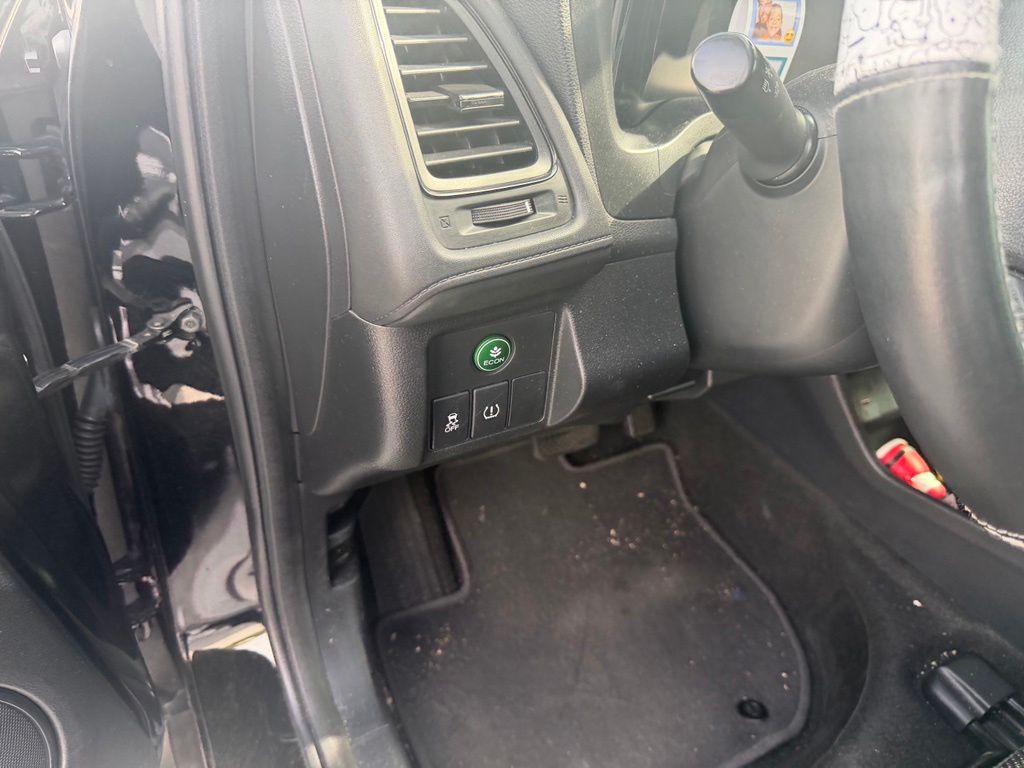 Certified Used 2019 Crystal Black Pearl Honda LX image 14