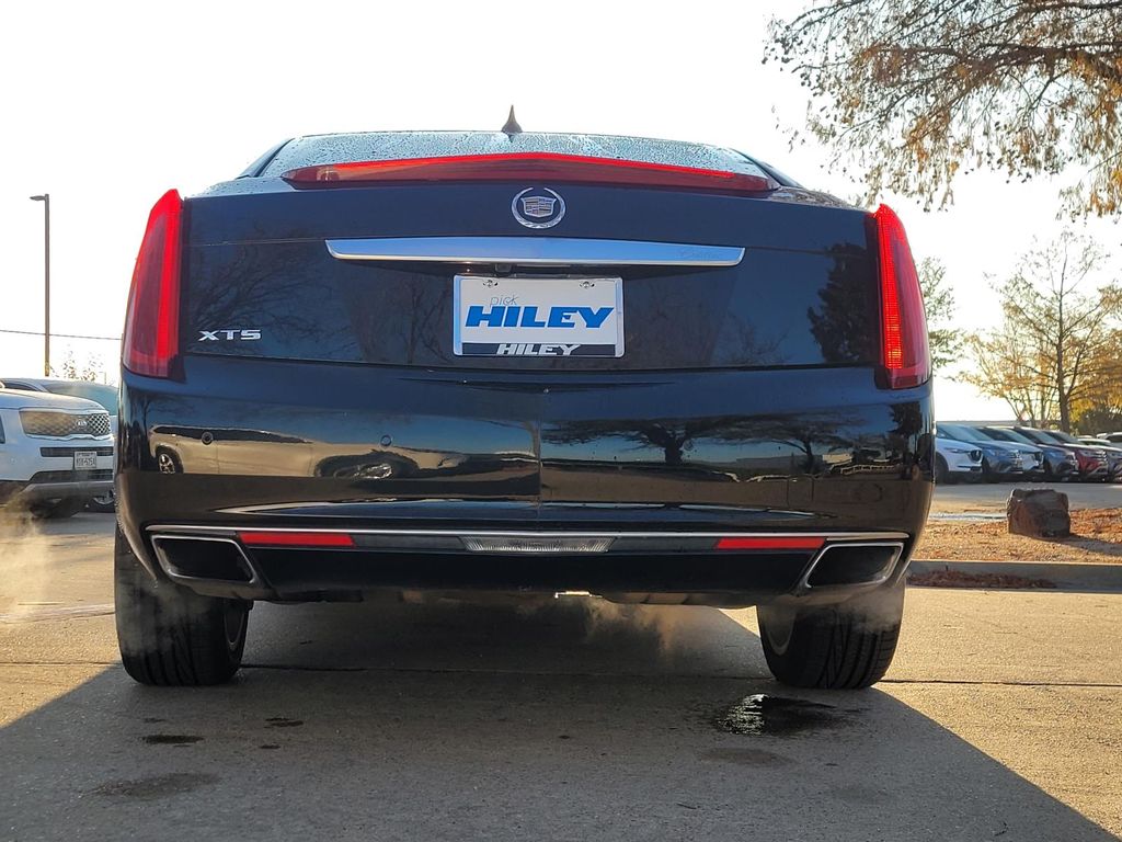 used 2013 Cadillac XTS car, priced at $11,700