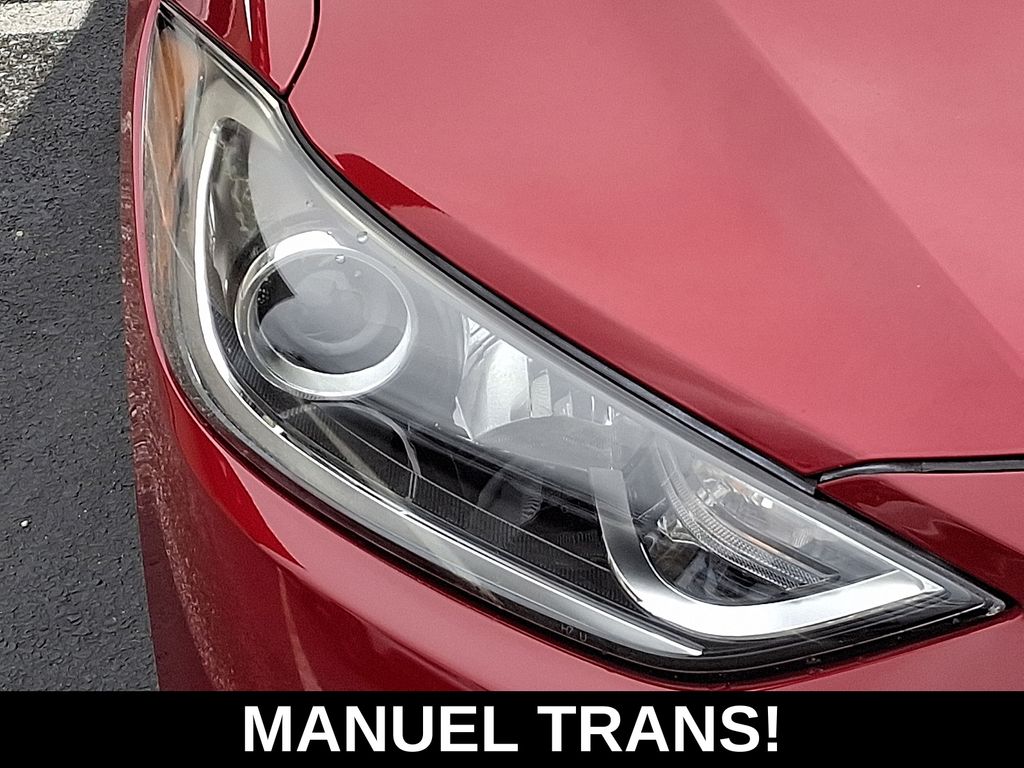 2017 Hyundai Elantra SE 10