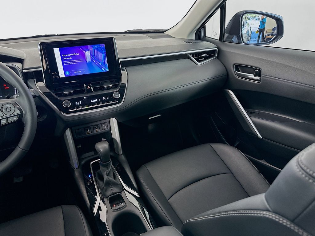 Thumbnail: 2024 Toyota Corolla Cross - 23