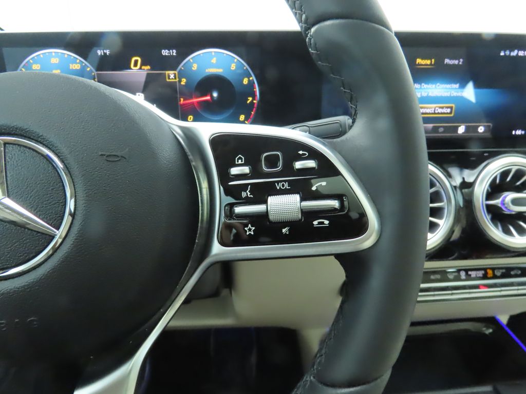 Thumbnail: 2021 Mercedes-Benz GLA - 12