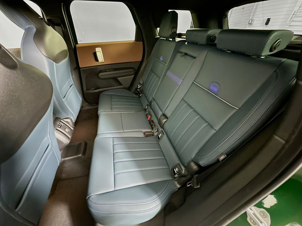 2025 MINI Cooper Countryman Iconic 17