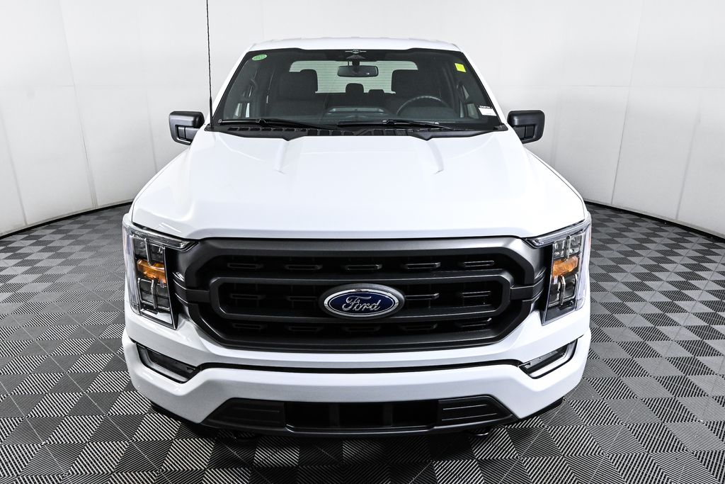 2023 Ford F-150 XLT 2