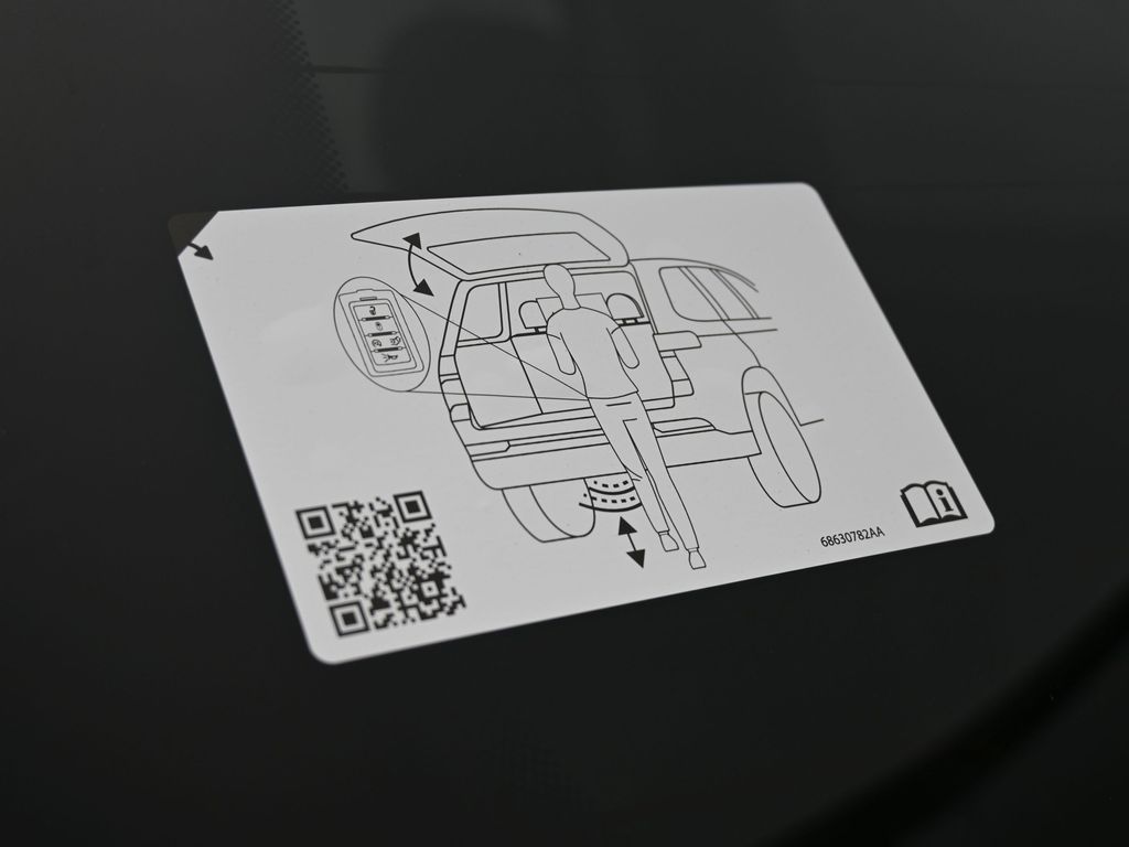 New 2025 Velvet Red Pearlcoat Jeep Summit image 41