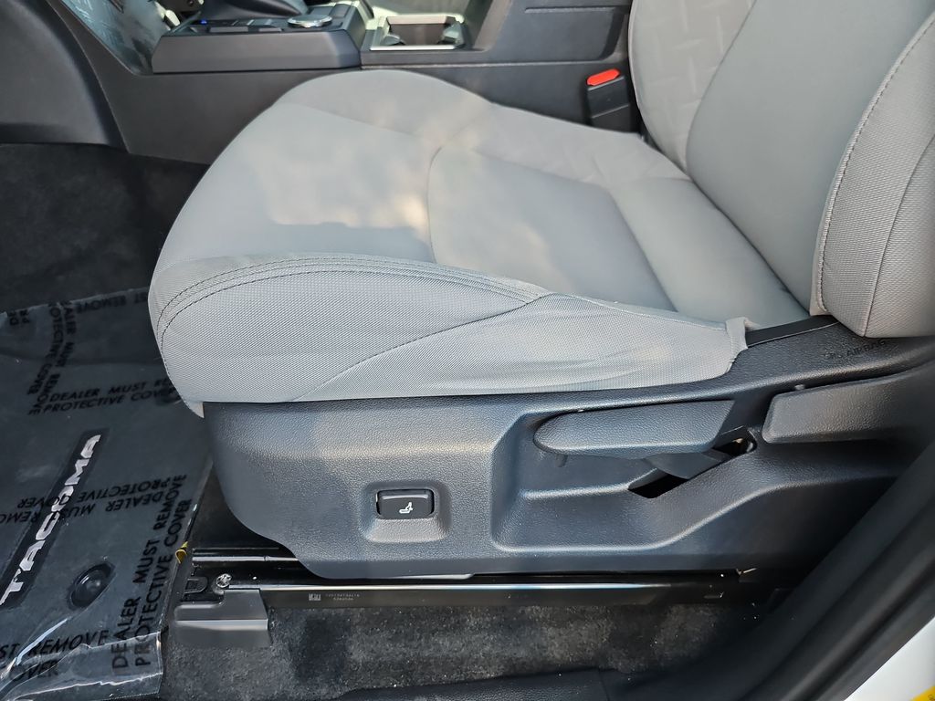 Used 2025 Toyota Tacoma Truck