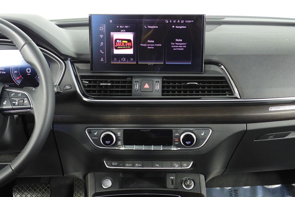 Thumbnail: 2023 Audi Q5 - 26