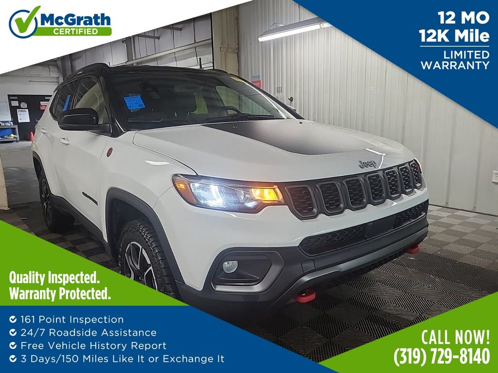 Bright White Clearcoat 2025 Jeep Compass Trailhawk 4WD SUV / Crossover Four-Wheel Drive 8-Speed Automatic