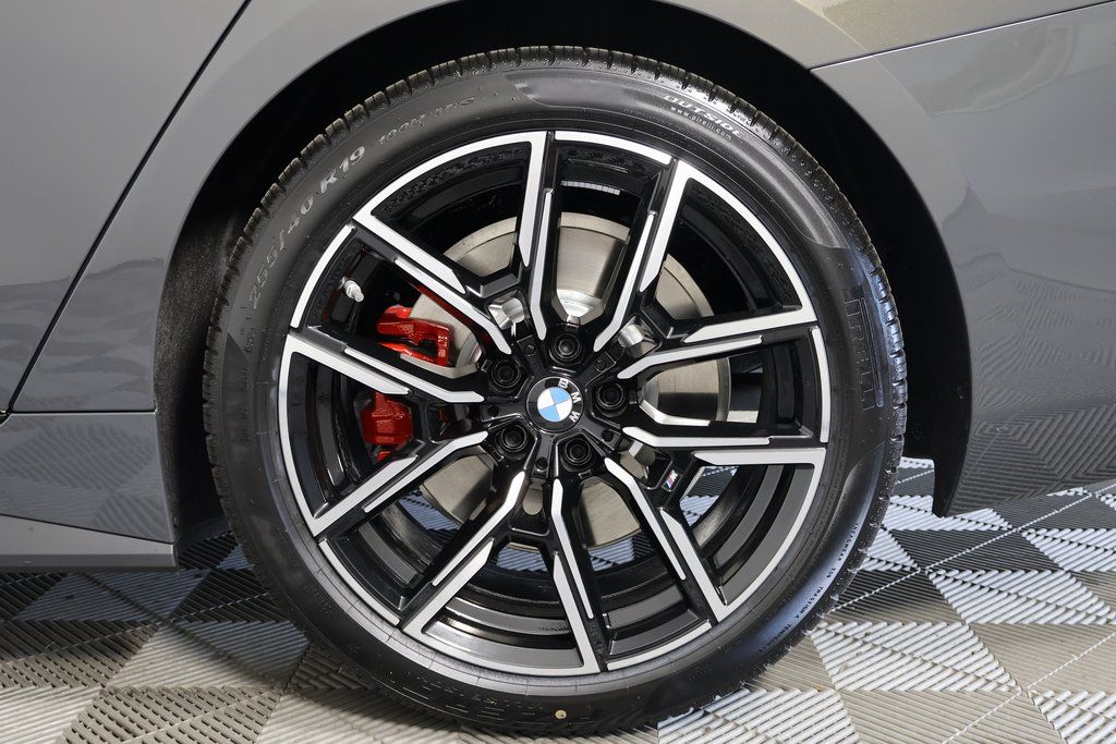 Thumbnail: 2026 BMW 4 Series - 10