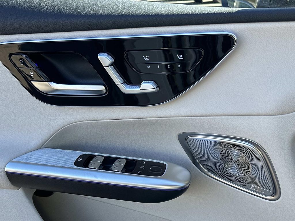 Thumbnail: 2026 Mercedes-Benz GLC - 16