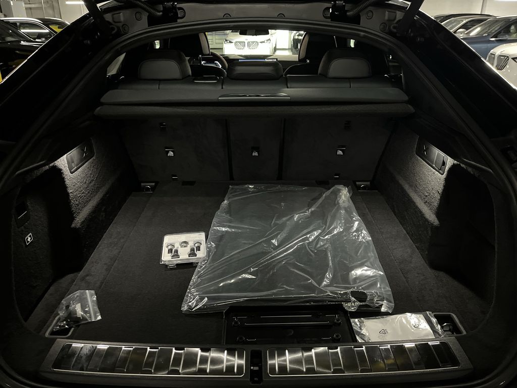 Thumbnail: 2026 BMW X6 - 24