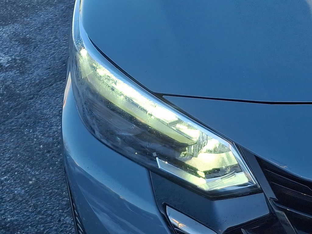 Thumbnail: 2025 Nissan Sentra - 9