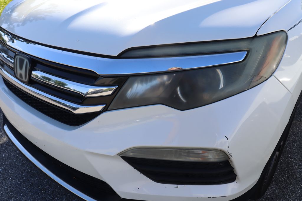 Thumbnail: 2017 Honda Pilot - 3