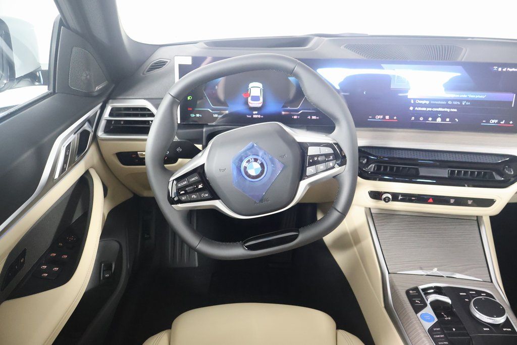 2025 BMW i4 eDrive40 3