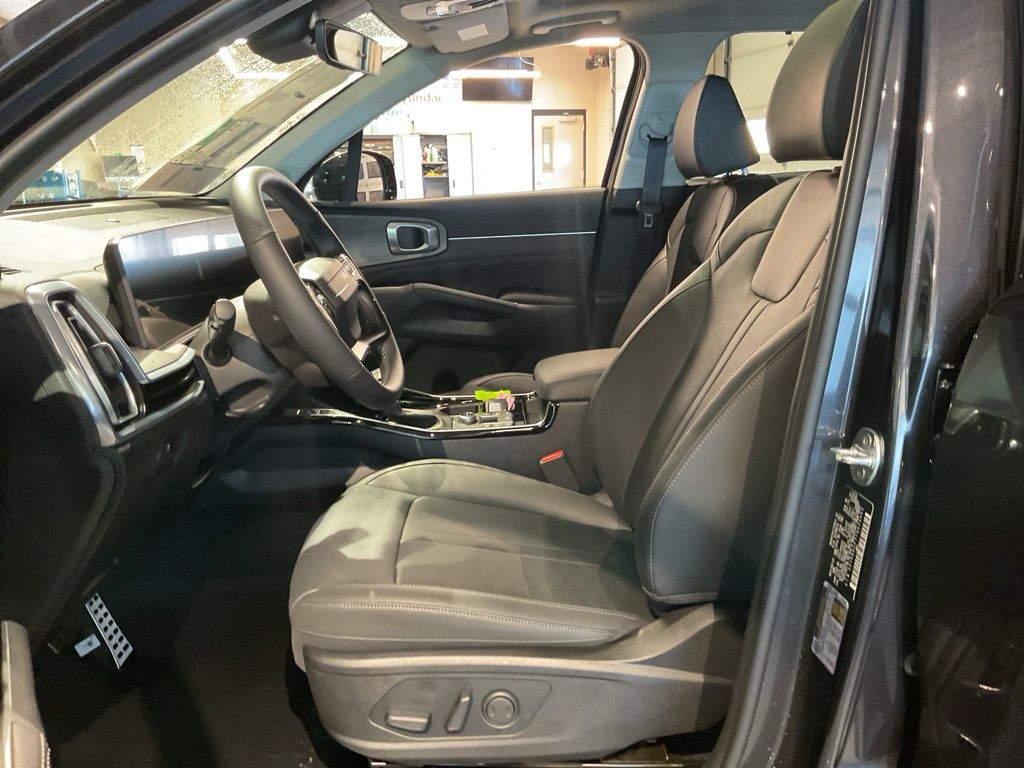 New 2026 Gray Kia X-Line SX image 9
