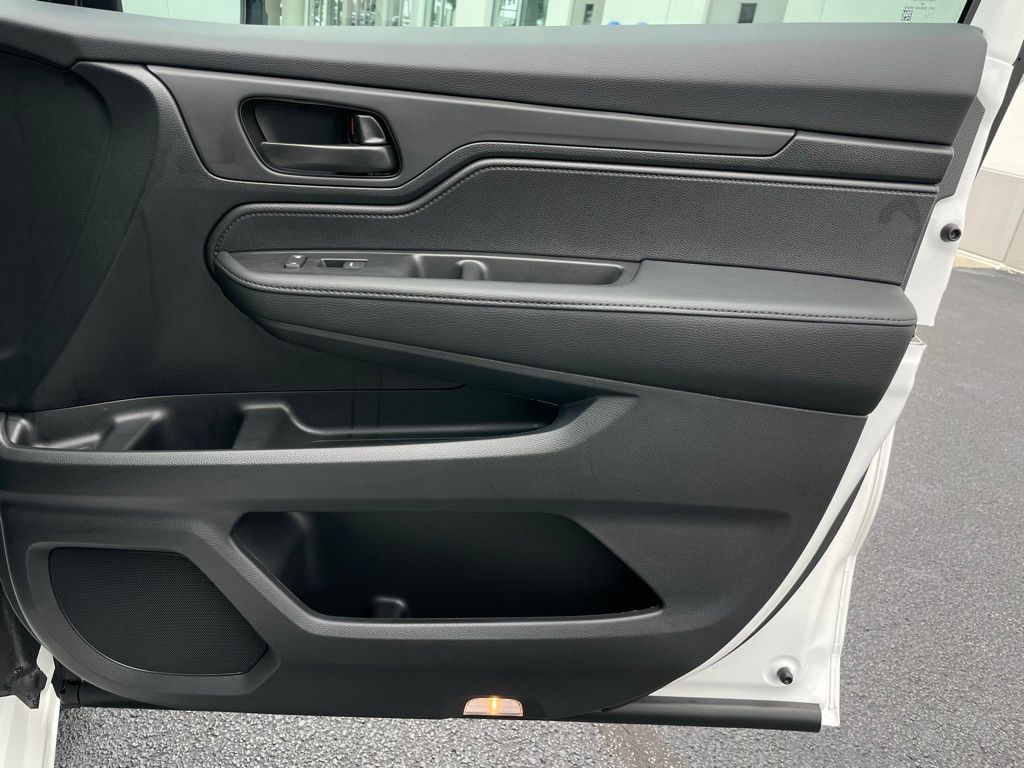 Thumbnail: 2026 Honda Odyssey - 30