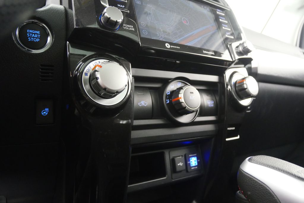 Thumbnail: 2023 Toyota 4Runner - 24
