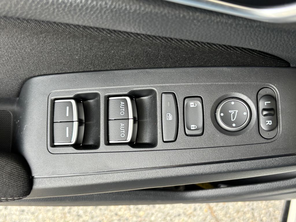 Thumbnail: 2023 Honda Civic - 22