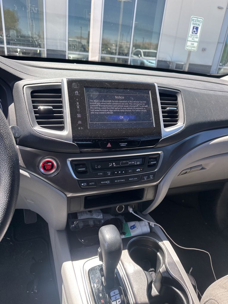 Thumbnail: 2018 Honda Pilot - 9