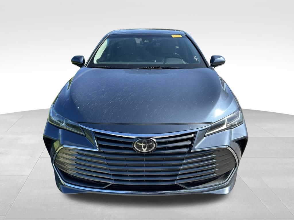 Thumbnail: 2019 Toyota Avalon - 8