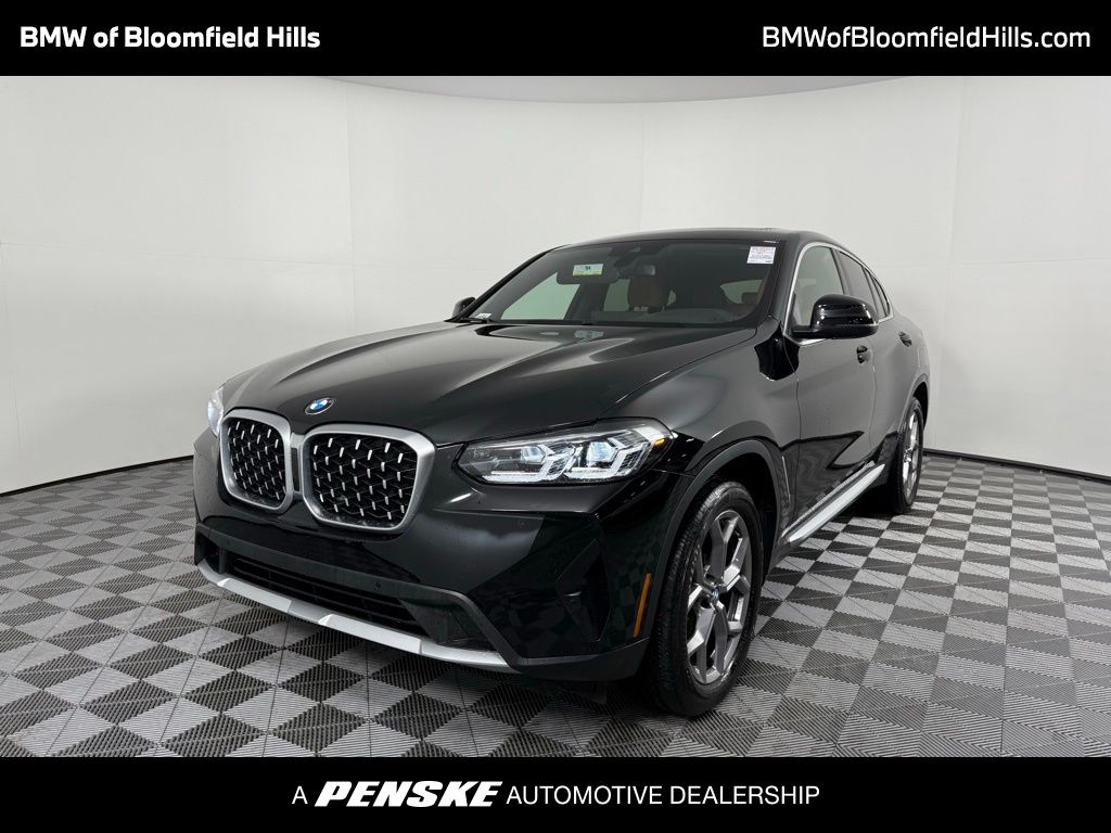 2023 BMW X4 xDrive30i Hero Image