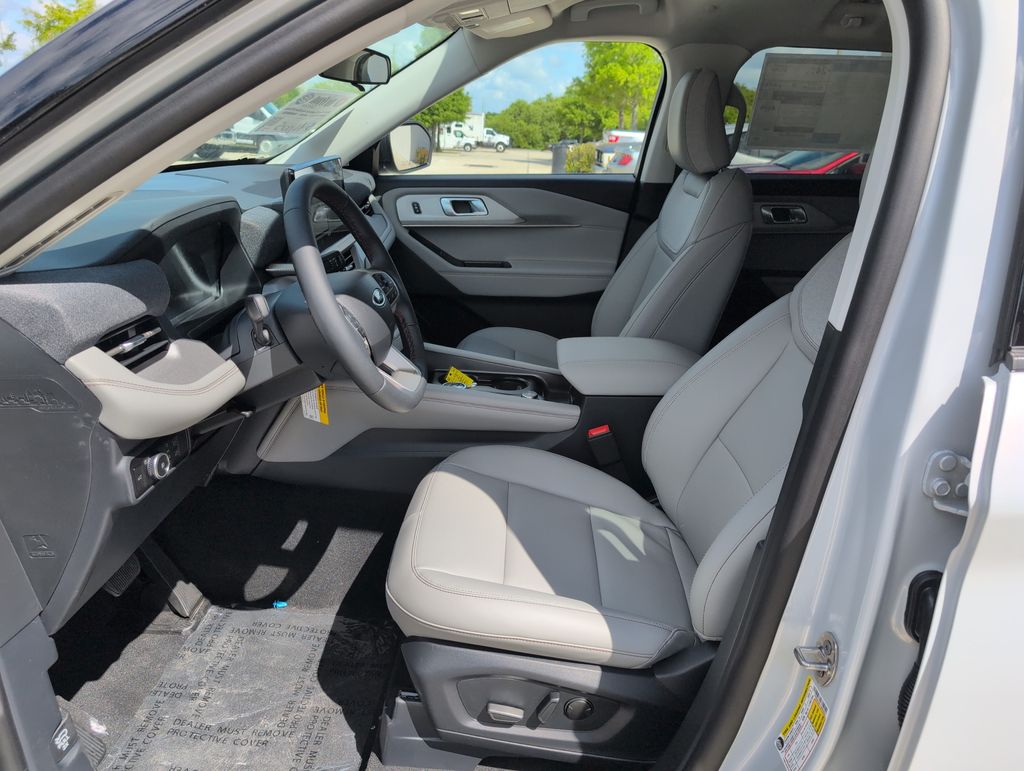 New 2026 White Ford Active image 5