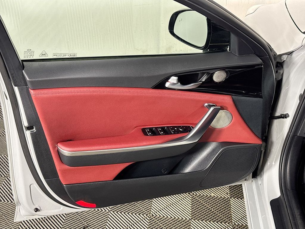 2022 Kia Stinger GT-Line