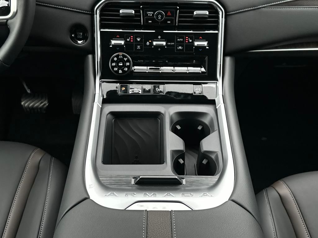 2025 Nissan Armada SL photo