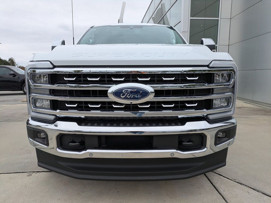 2026 Ford F-350 LARIAT