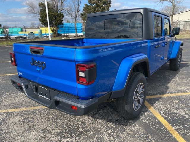 2024 Jeep Gladiator Sport 5