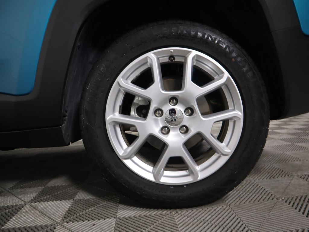 Thumbnail: 2021 Jeep Renegade - 31