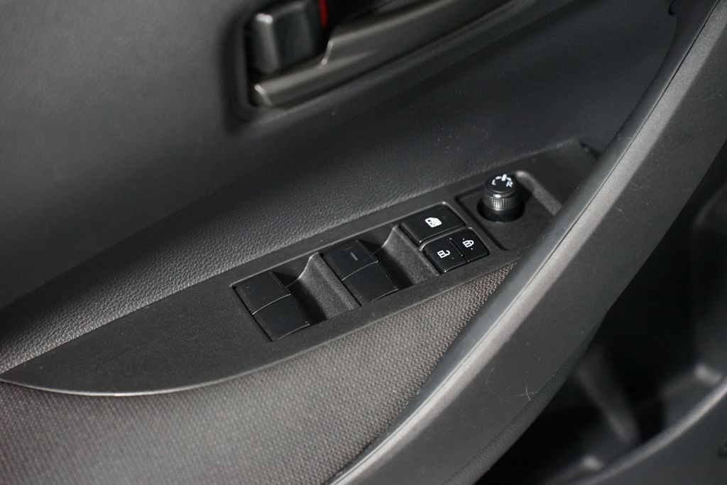 Thumbnail: 2025 Toyota Corolla - 28