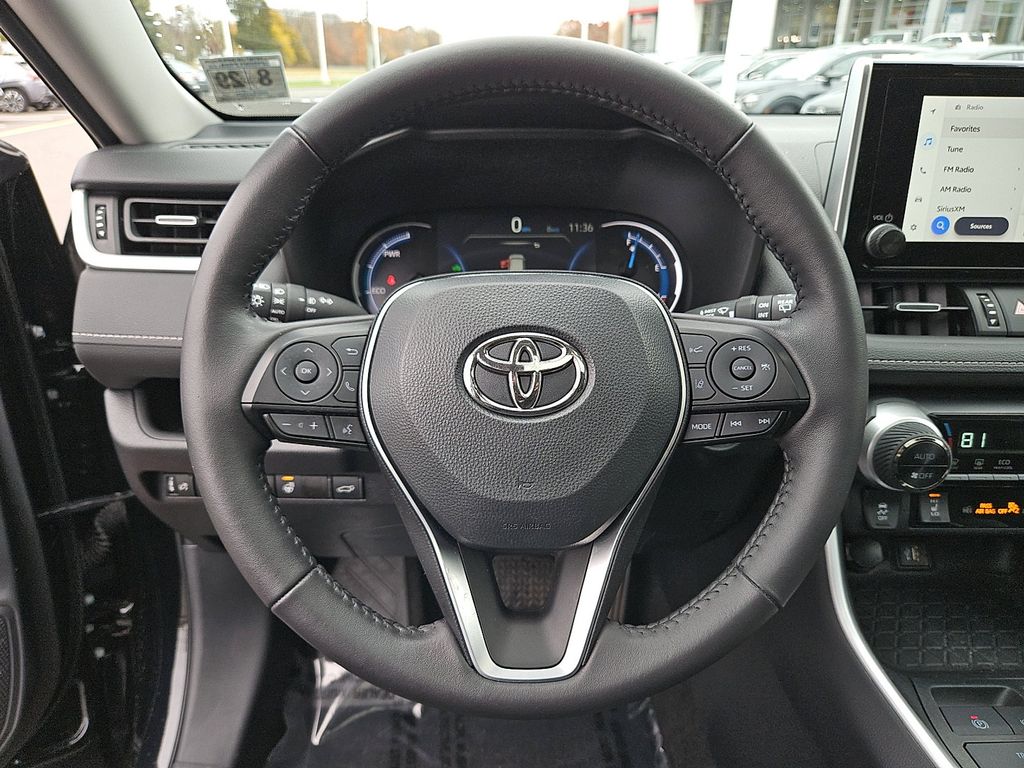 Thumbnail: 2024 Toyota RAV4 - 21