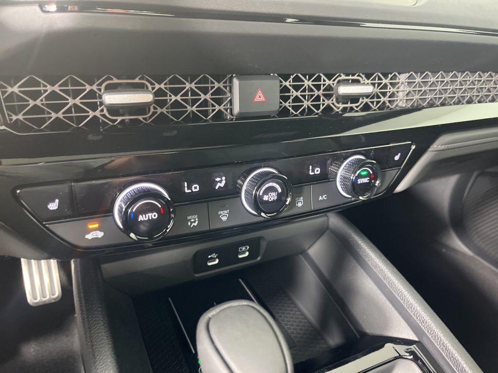 2025 Honda Accord Sport 22