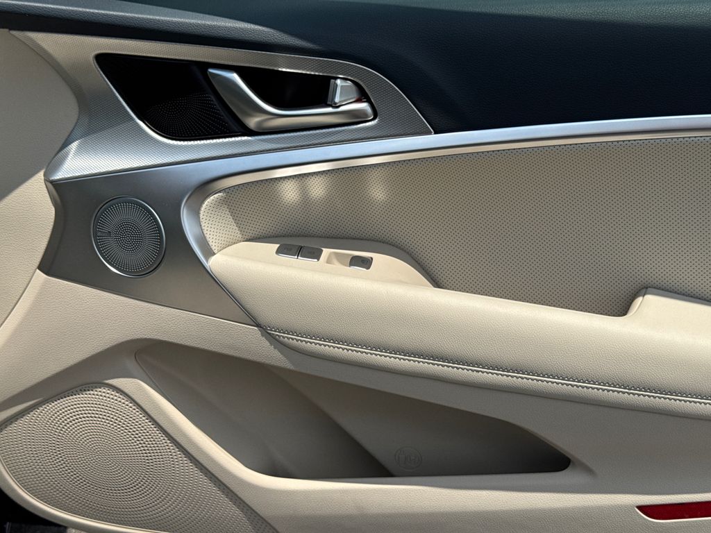 2026 GENESIS G70 Prestige - Photo 16