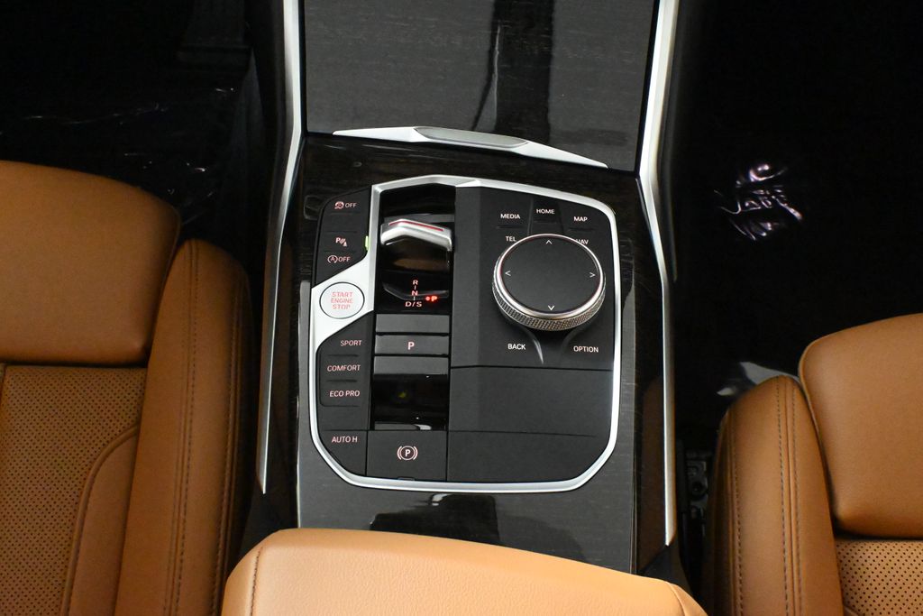 Thumbnail: 2023 BMW 3 Series - 23