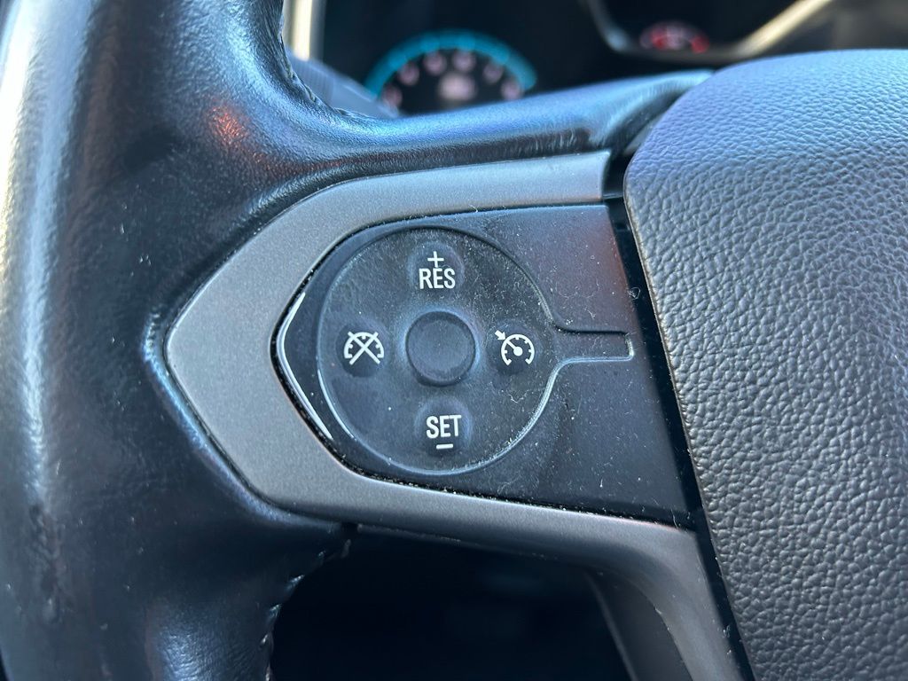 Thumbnail: 2018 Chevrolet Colorado - 21