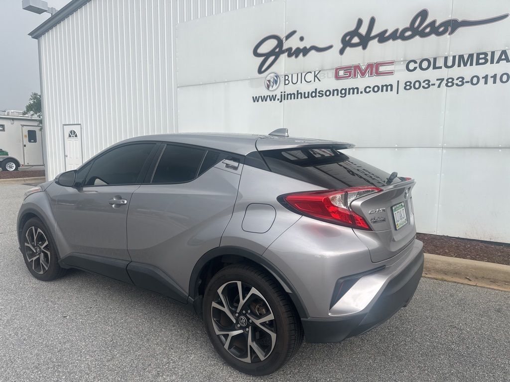 2020 Toyota C-HR XLE Silver - Jim Hudson Acura - Image 4