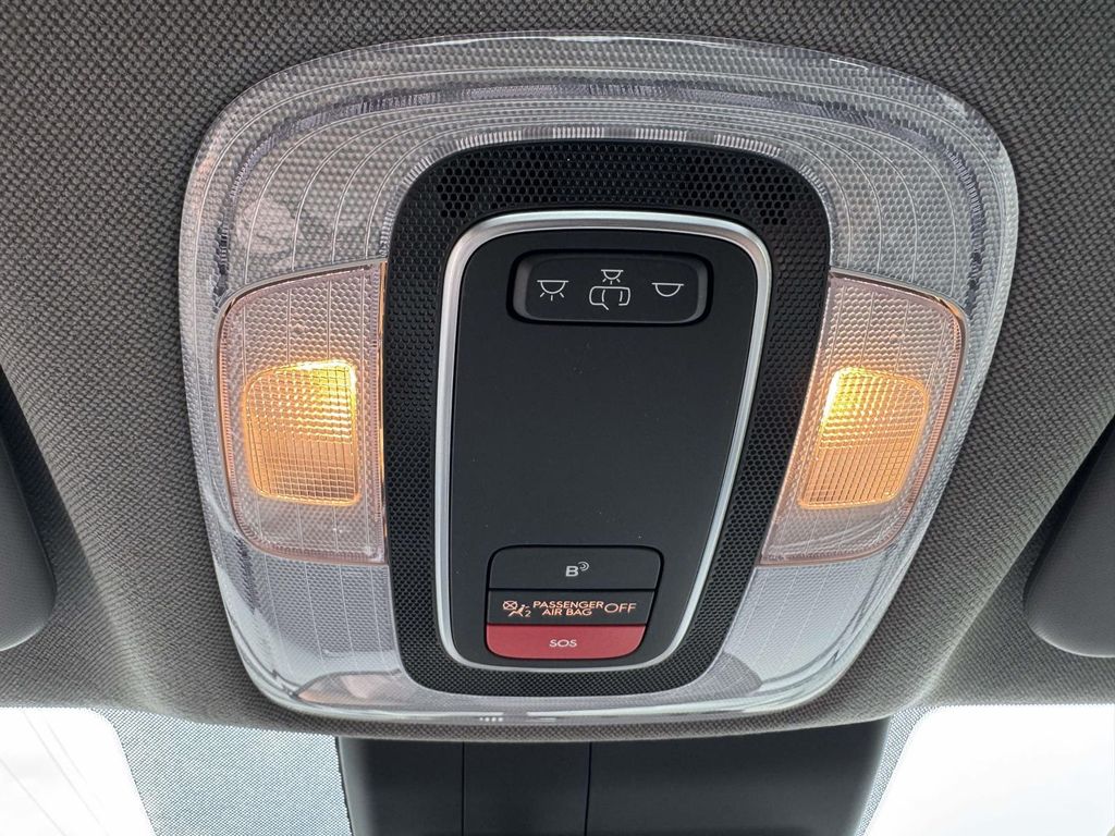 Used 2024 Hyundai Elantra Sedan