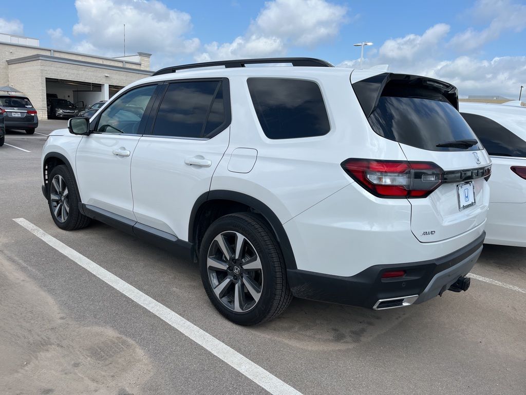 Thumbnail: 2025 Honda Pilot - 3