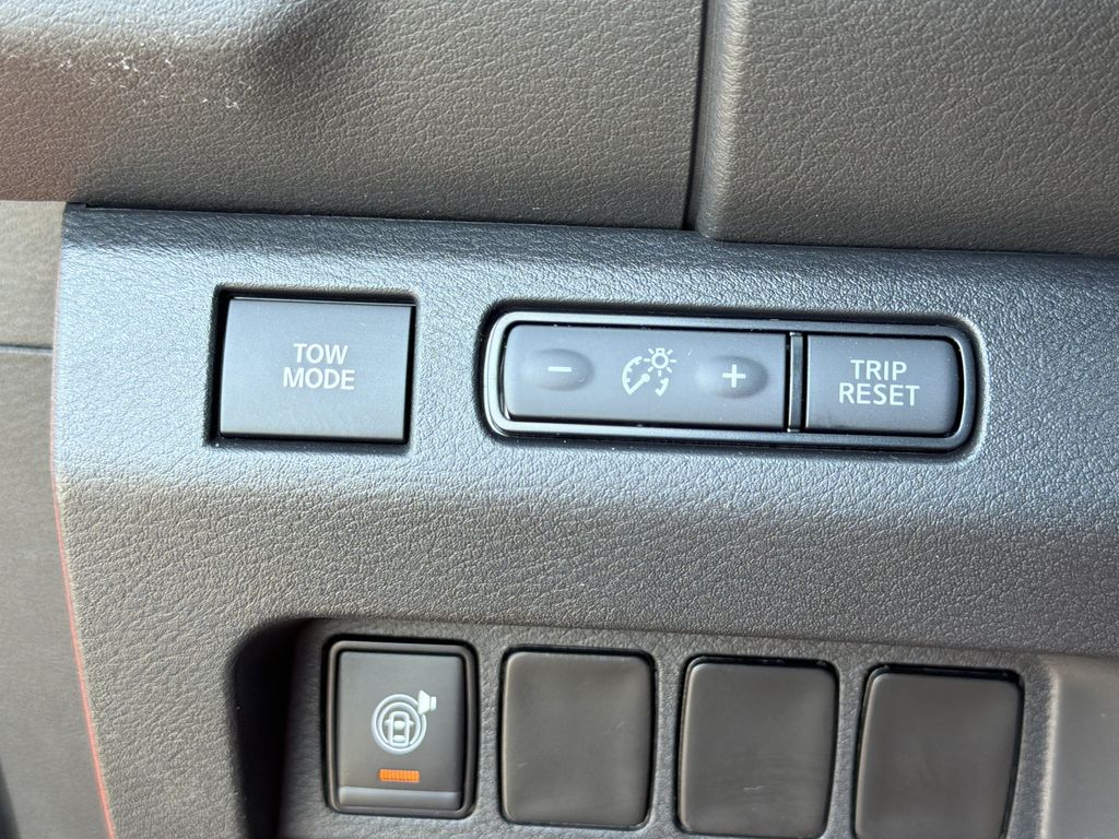 Used 2025 Nissan Frontier Truck