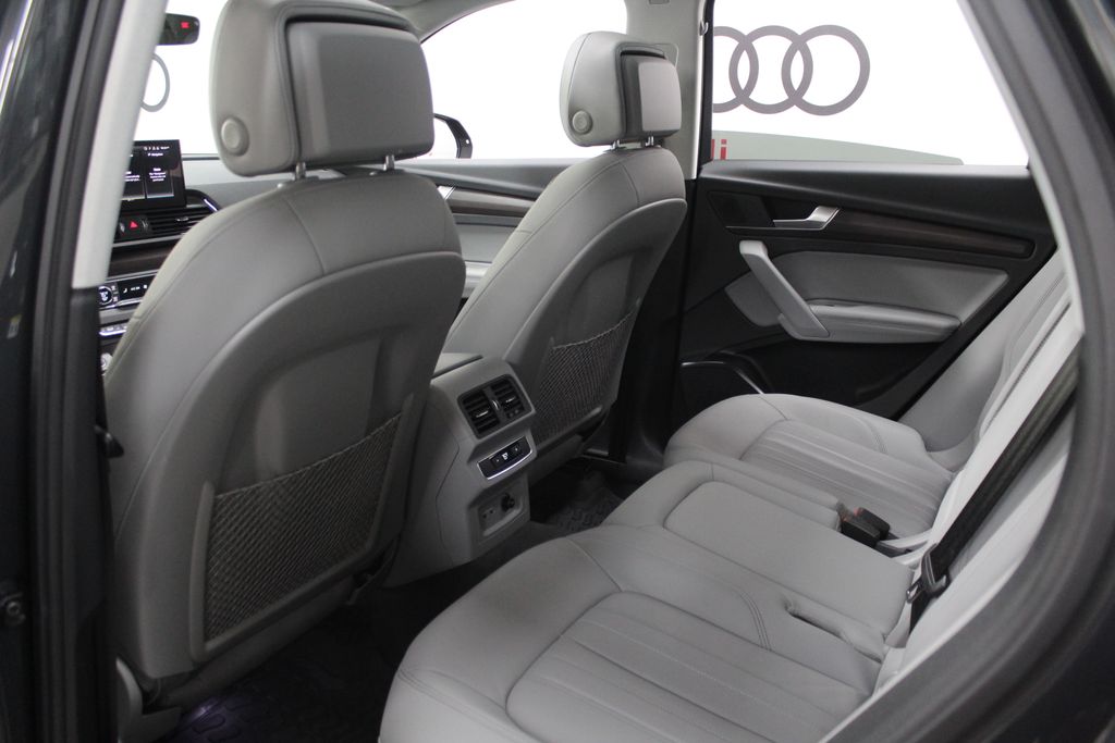 Thumbnail: 2021 Audi Q5 - 28