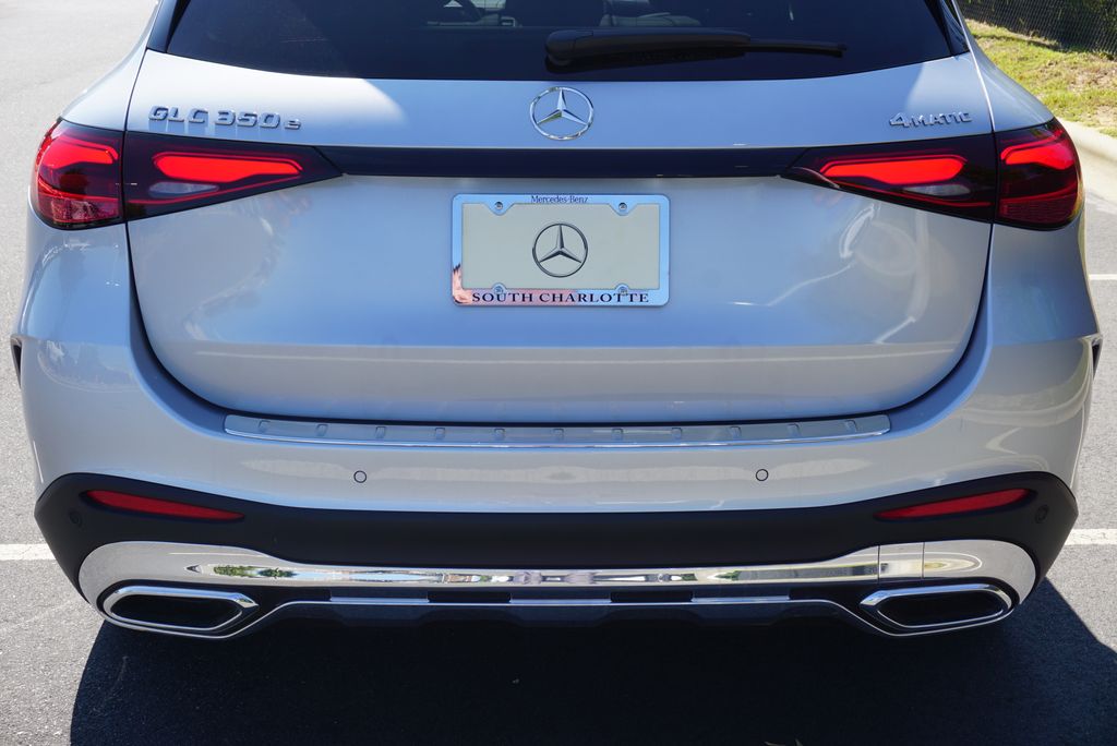 Thumbnail: 2025 Mercedes-Benz GLC - 14