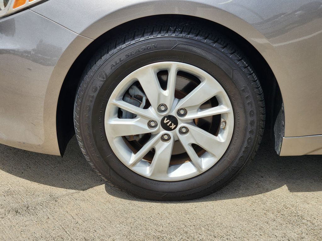 2018 Kia Optima LX Silver at Community Kia