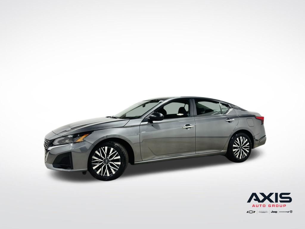 Gray (Gun Metallic) 2025 Nissan Altima Sedan Front-Wheel Drive Continuously Variable Transmission